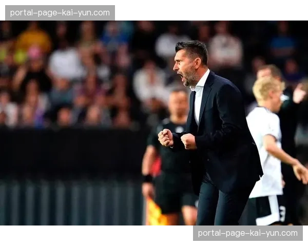 媒体述评：争议点球未判，柏林联主帅赛后抨击VAR选择性介入